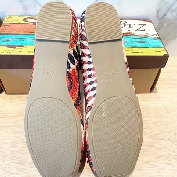 𝅺BNIB Woven flats - Picture 2 of 5
